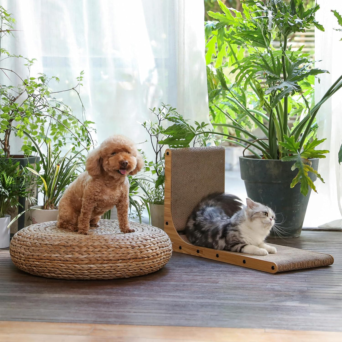 L-Shaped Cat Scratching Pad, 26.8 Inches - Ideal for Indoor Cats